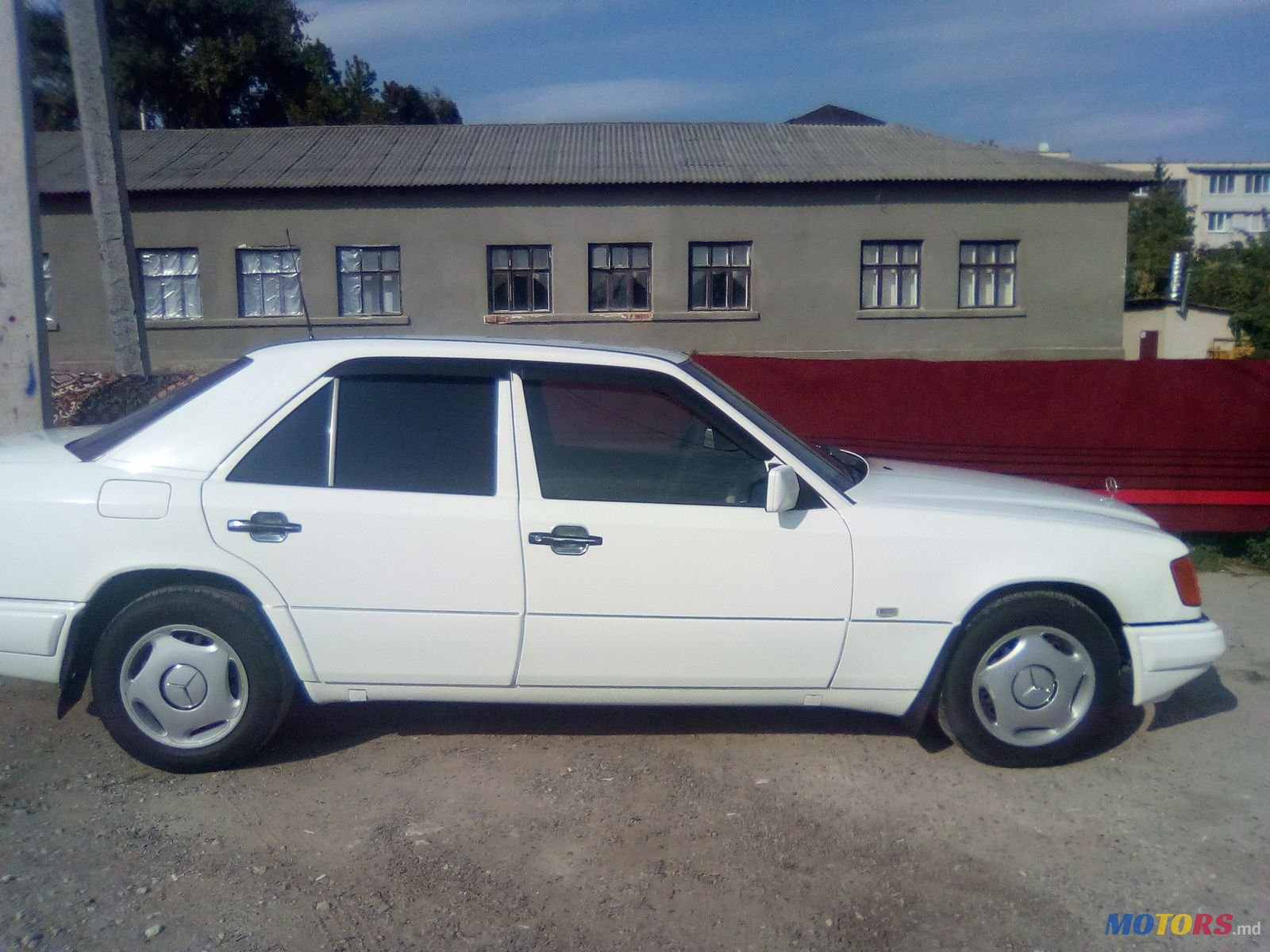 1993' Mercedes-Benz photo #4