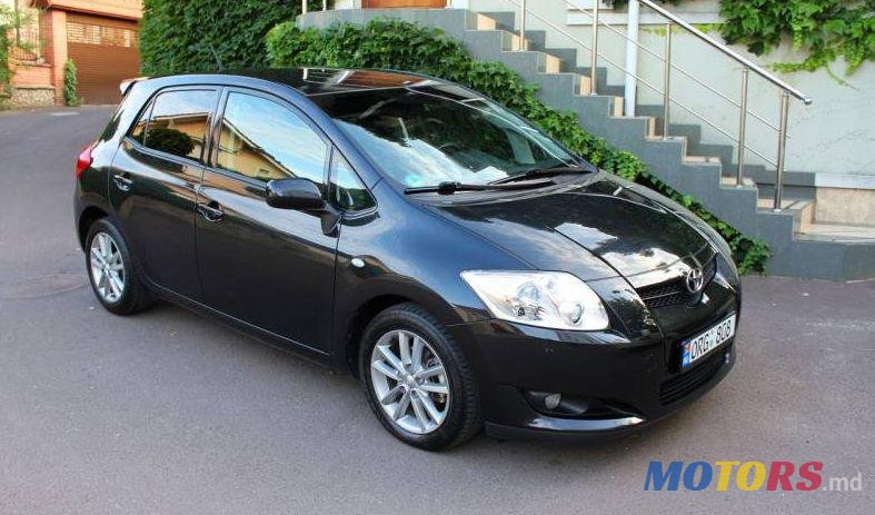 2009' Toyota Auris photo #1