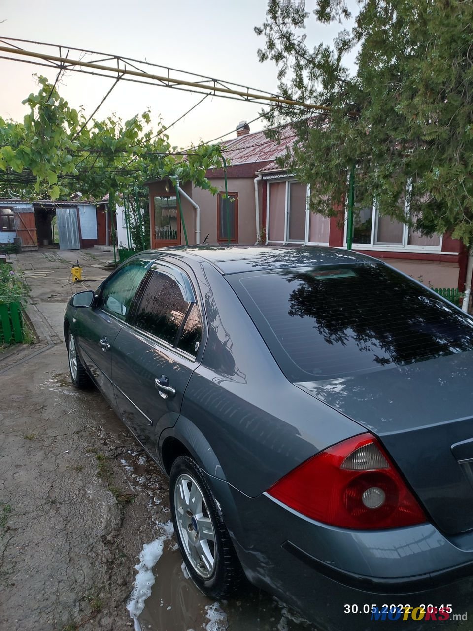 2004' Ford Mondeo photo #3