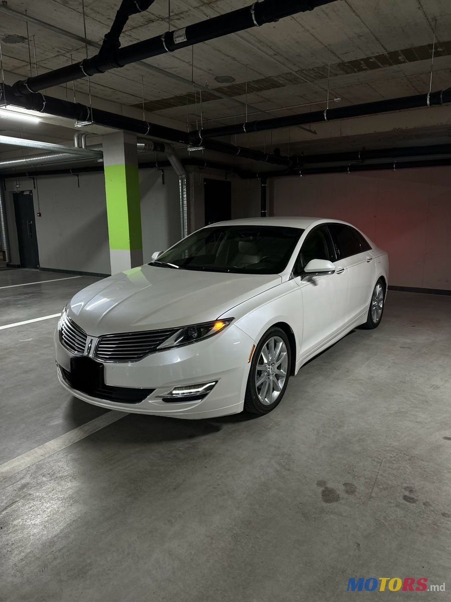 2015' Lincoln MKZ photo #3
