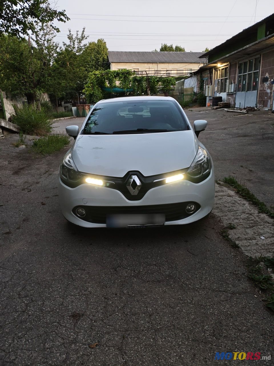 2016' Renault Clio photo #1