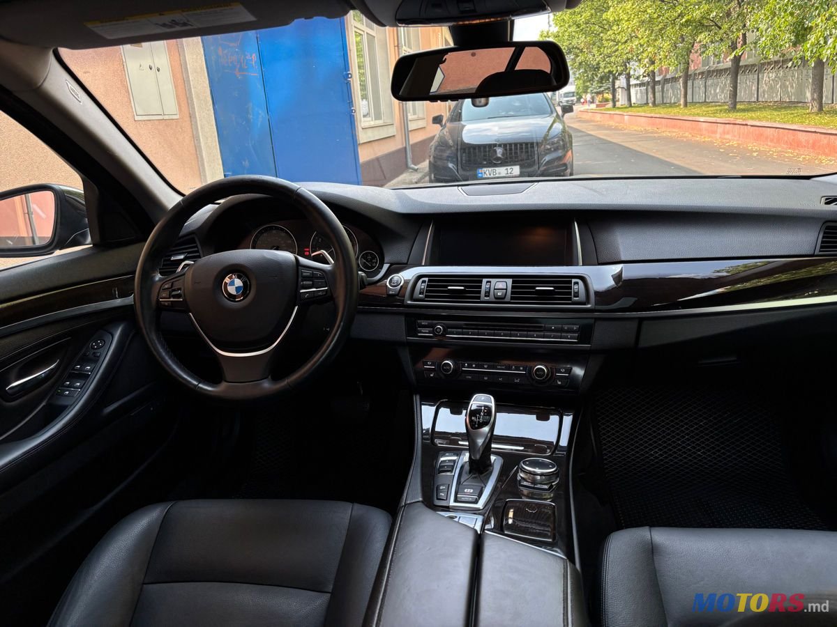 2015' BMW 5 Series photo #4