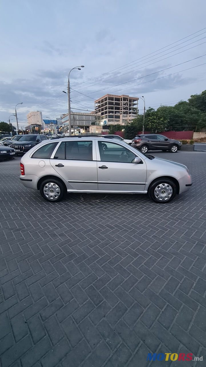 2003' Skoda Fabia photo #5