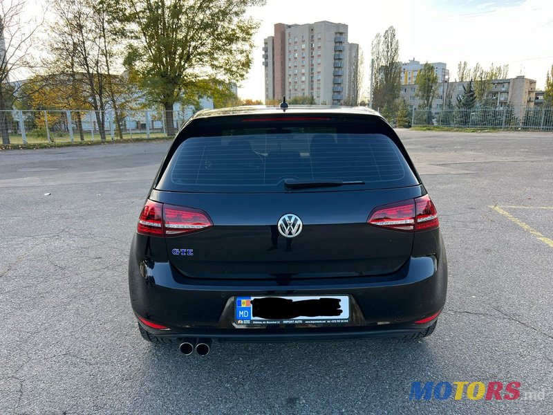 2015' Volkswagen Golf photo #6