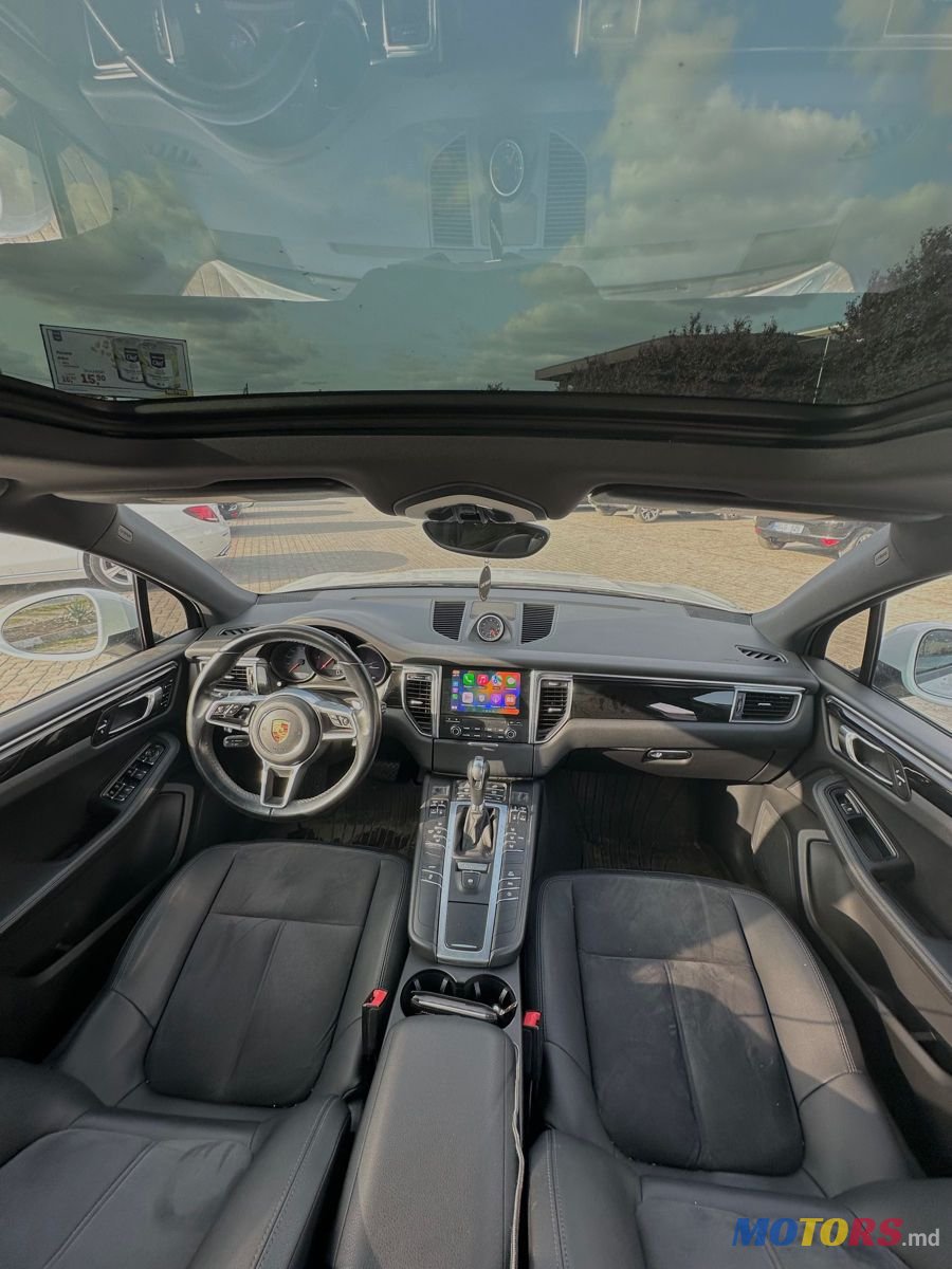 2016' Porsche Macan photo #4