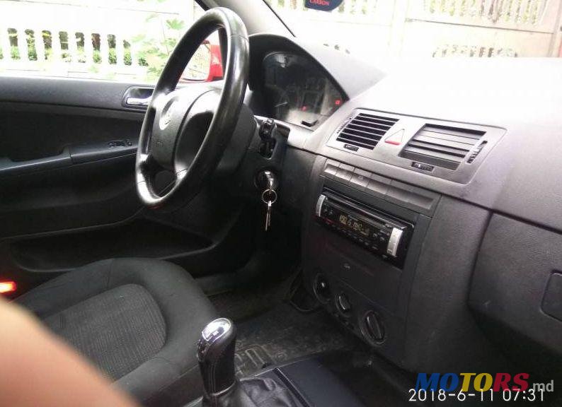 2006' Skoda Fabia photo #2