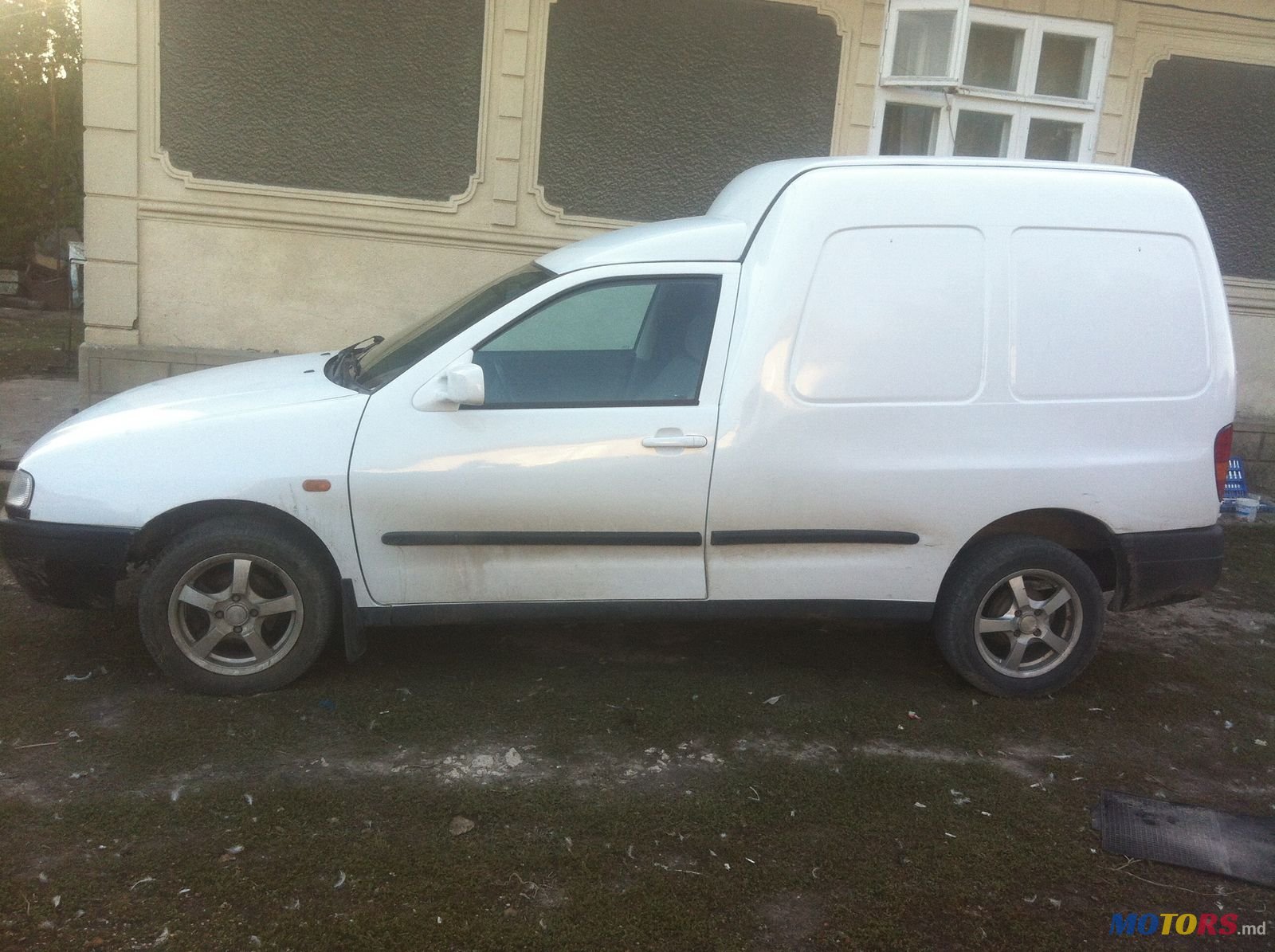 2001' SEAT Inca photo #2