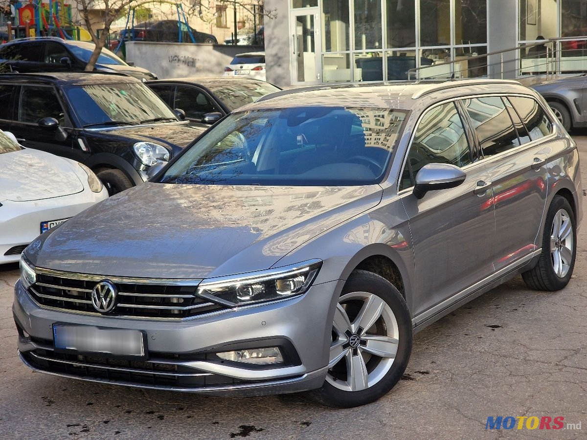 2020' Volkswagen Passat photo #1