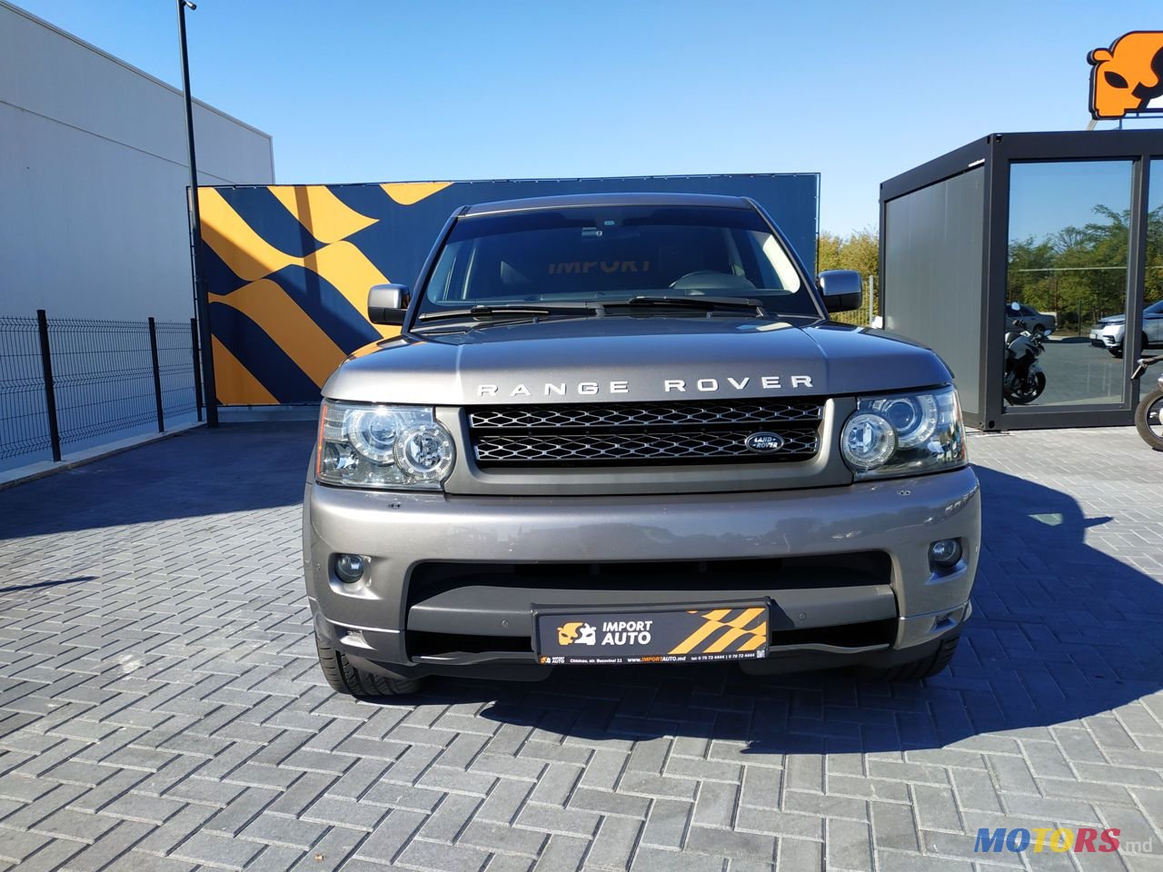 2011' Land Rover Range Rover Sport photo #1