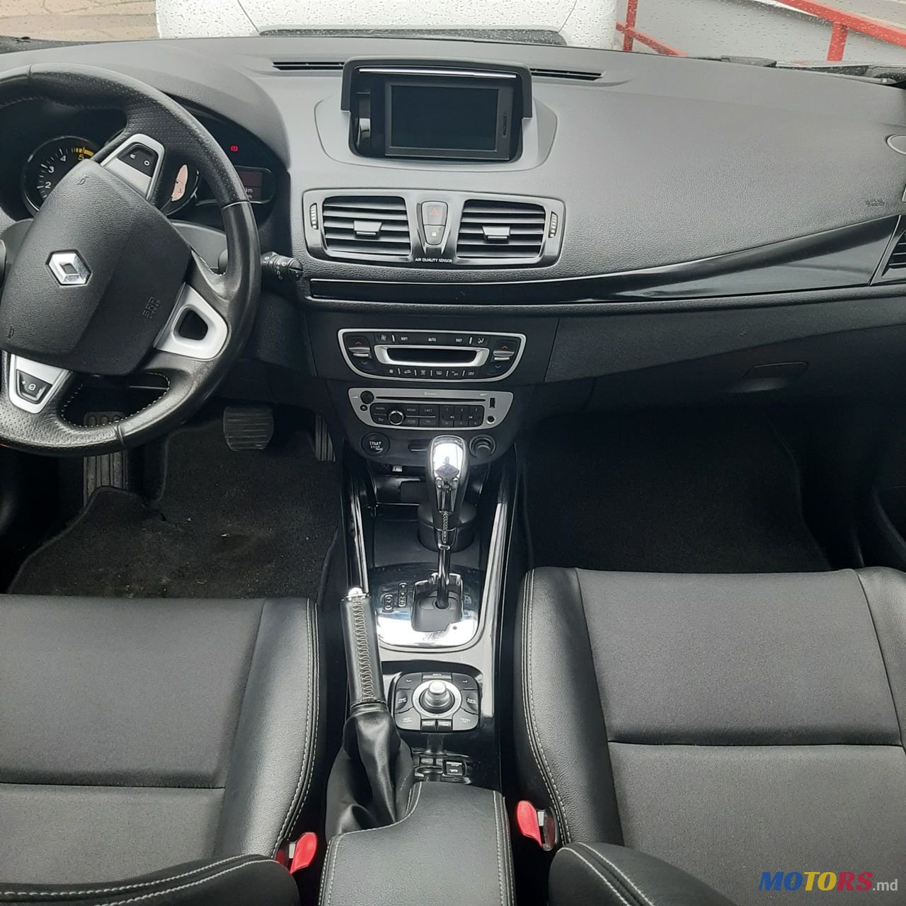 2013' Renault Megane photo #4