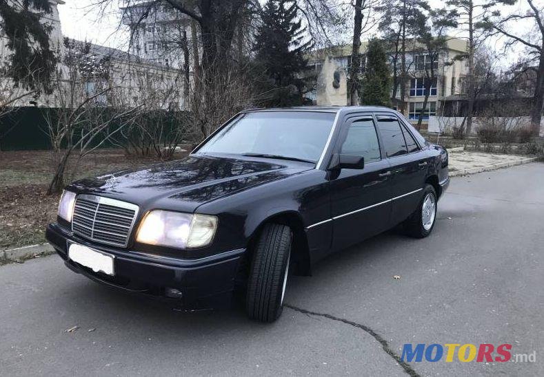 1995' Mercedes-Benz E photo #1