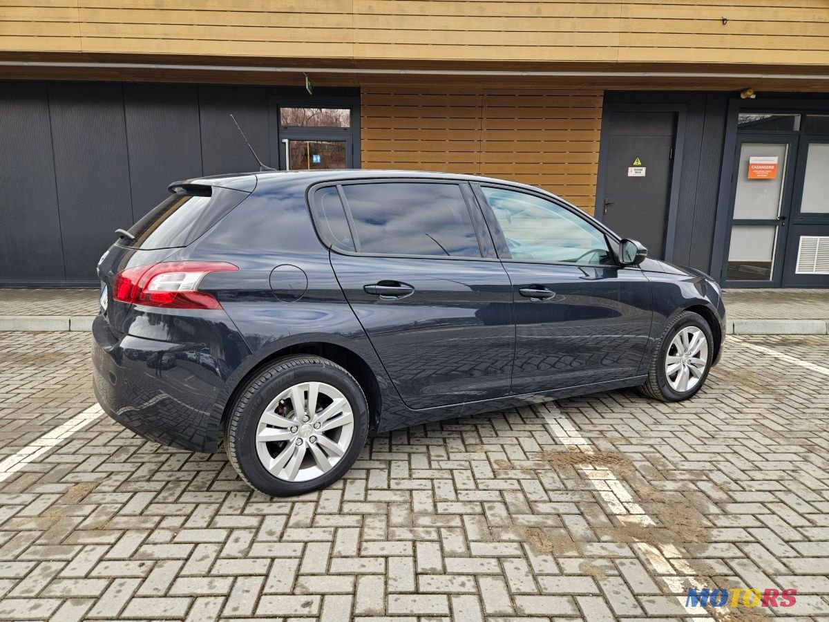 2017' Peugeot 308 photo #2
