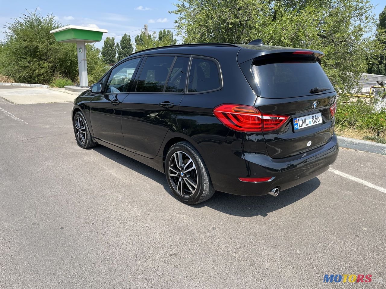 2016' BMW 2 Series photo #2