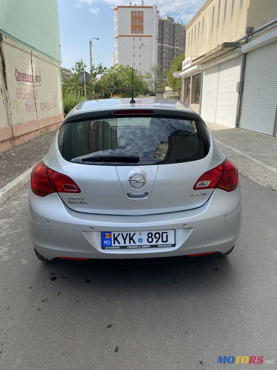 2012' Opel Astra photo #4