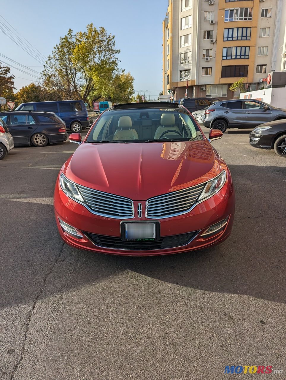 2013' Lincoln MKZ photo #6
