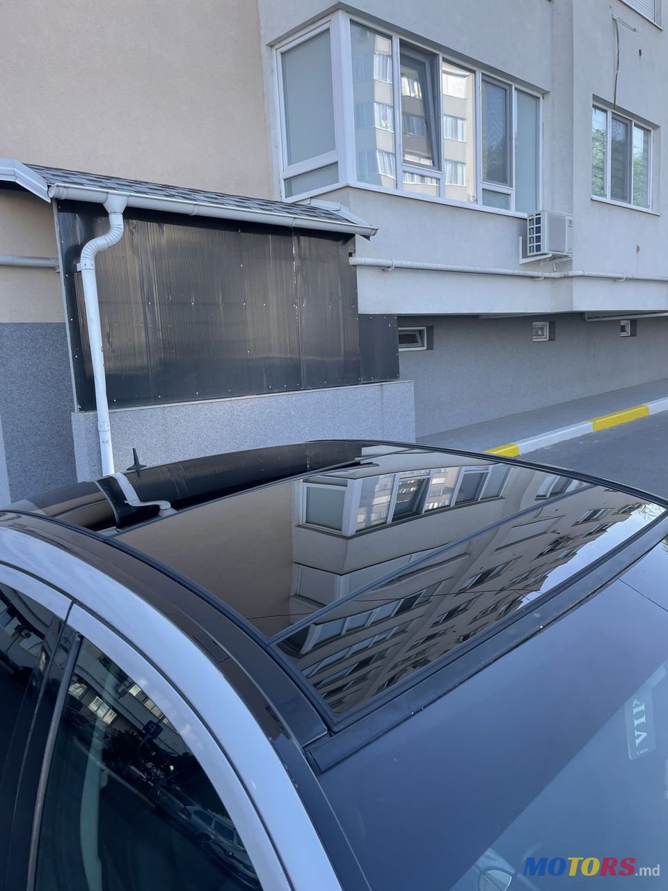 2004' Mercedes-Benz E Класс photo #2