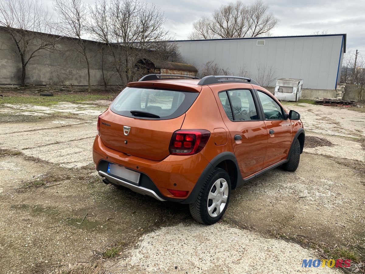 2017' Dacia Sandero Stepway photo #4