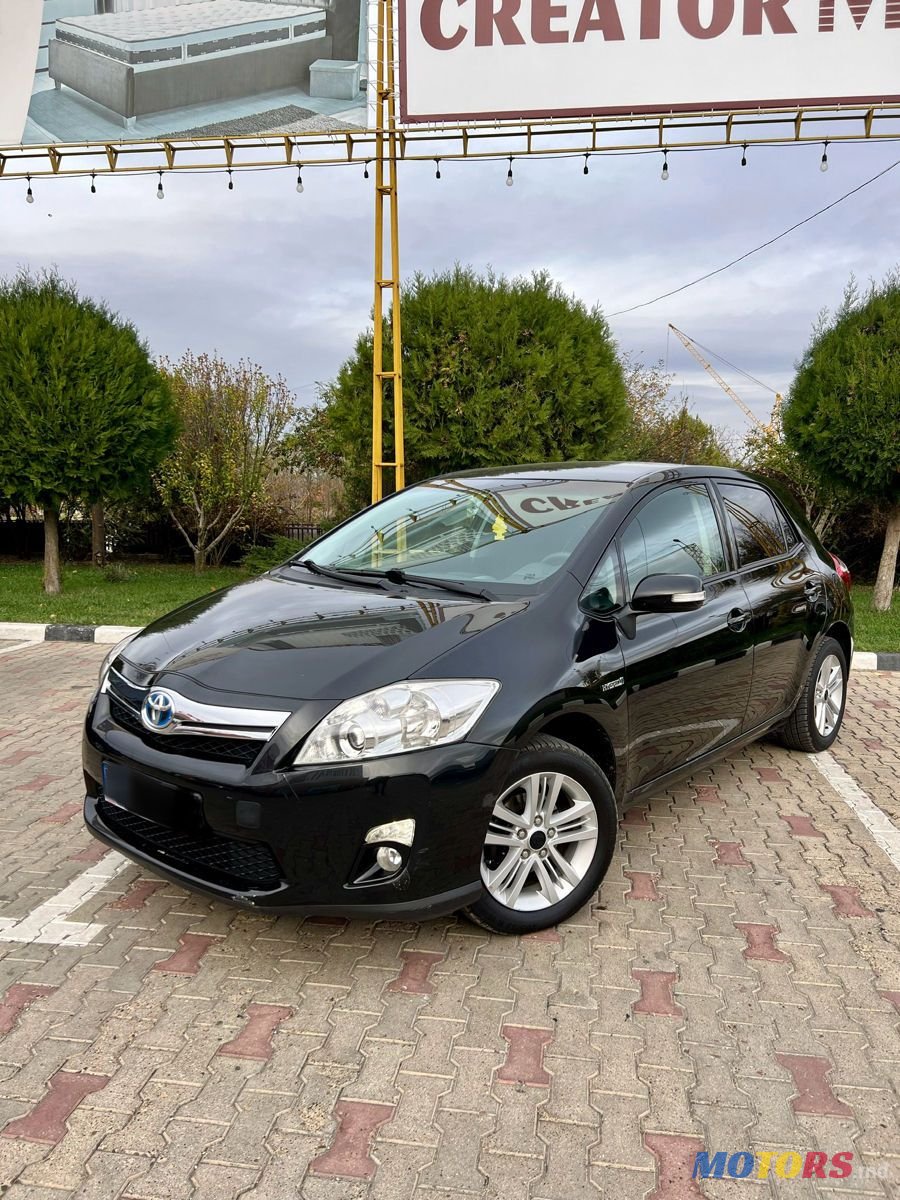 2012' Toyota Auris photo #4