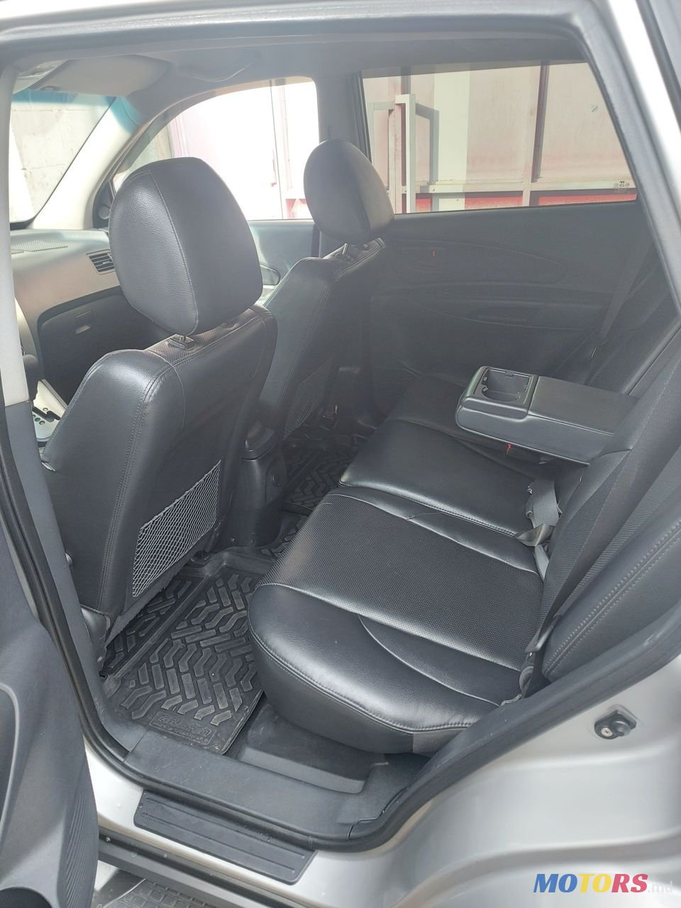 2009' Hyundai Tucson photo #4