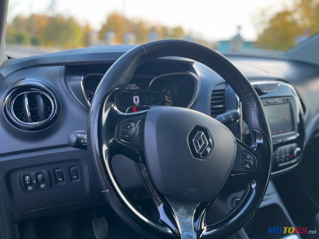 2014' Renault Captur photo #3