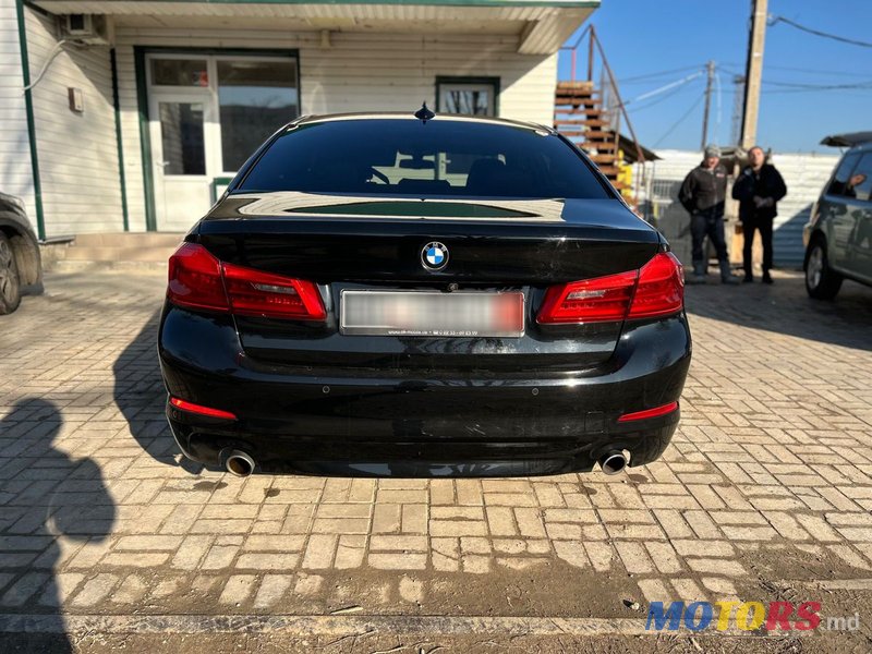 2019' BMW 5 Series photo #3