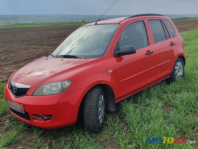 2004' Mazda 2 photo #1