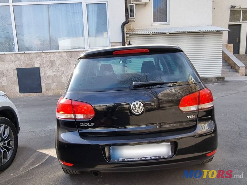 2011' Volkswagen Golf photo #5