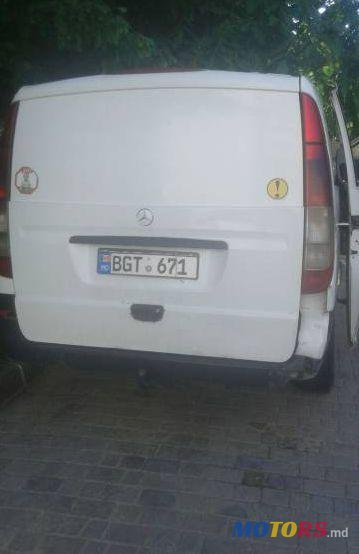 2004' Mercedes-Benz Vito photo #1