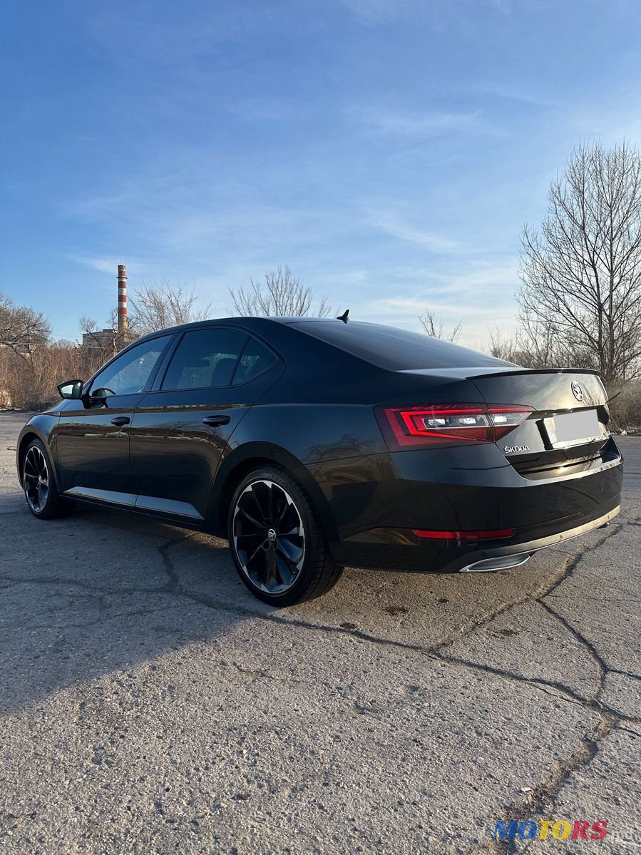 2019' Skoda Superb photo #6