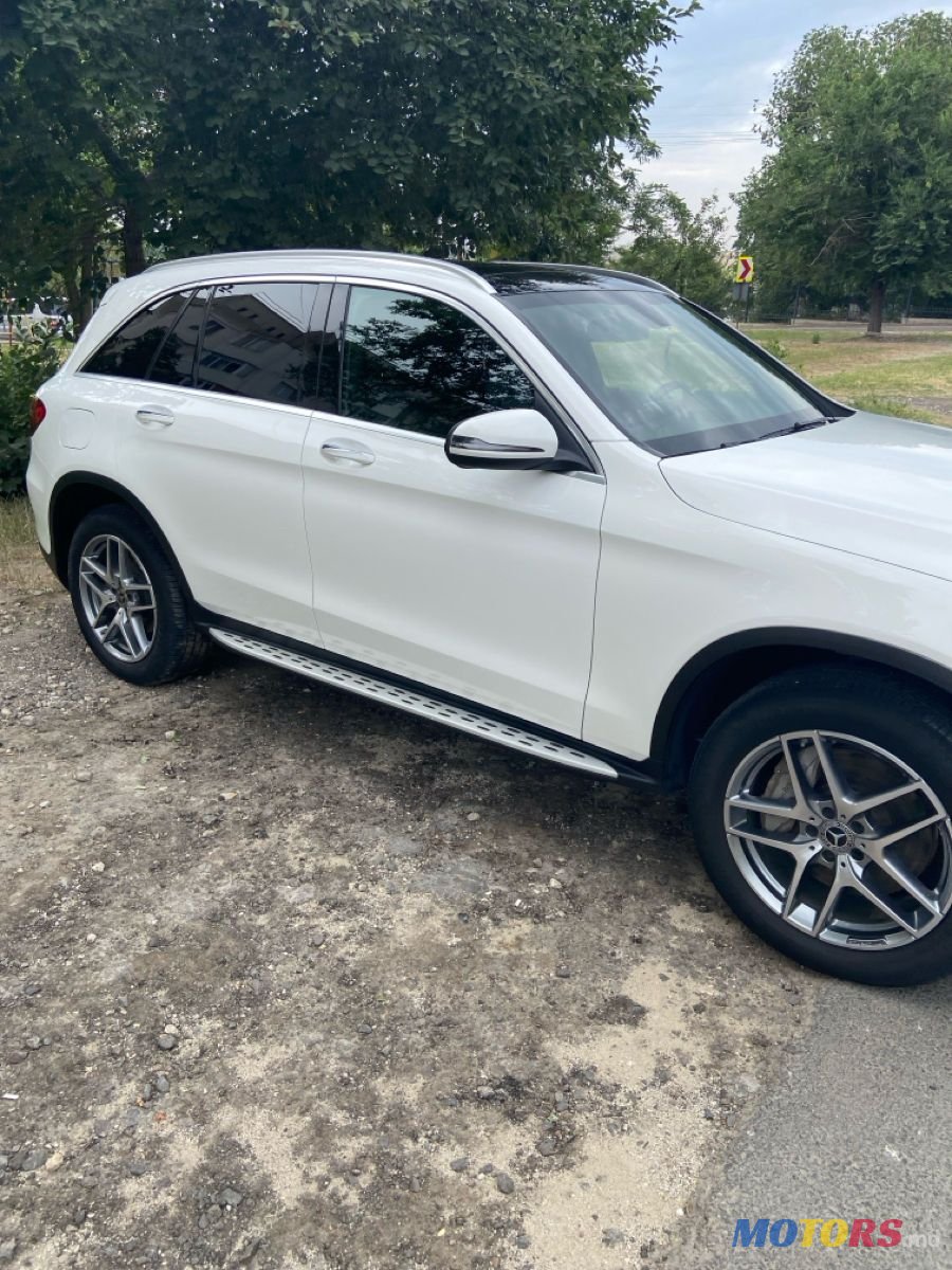 2018' Mercedes-Benz GLC photo #5