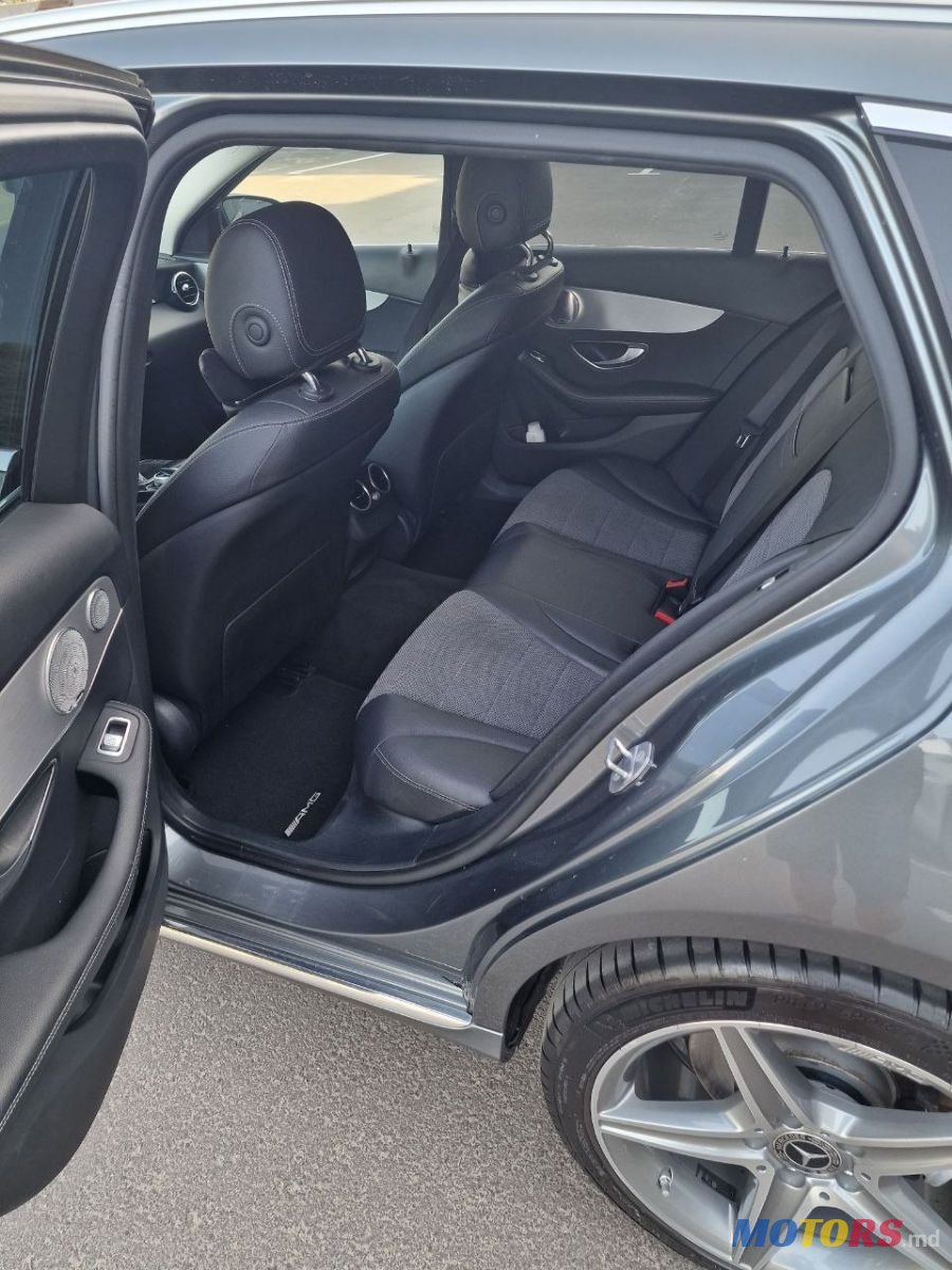 2016' Mercedes-Benz C-Class photo #5