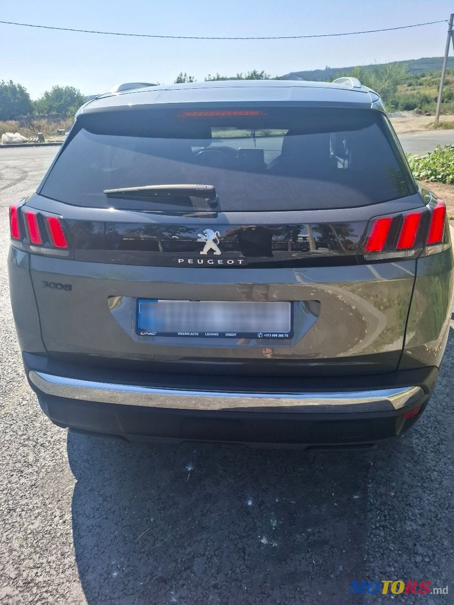 2020' Peugeot 3008 photo #3