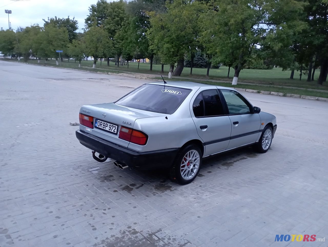 1991' Nissan Primera photo #2