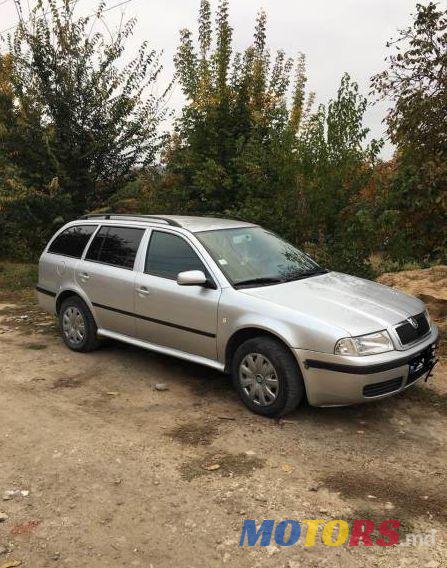 2004' Skoda Octavia photo #1