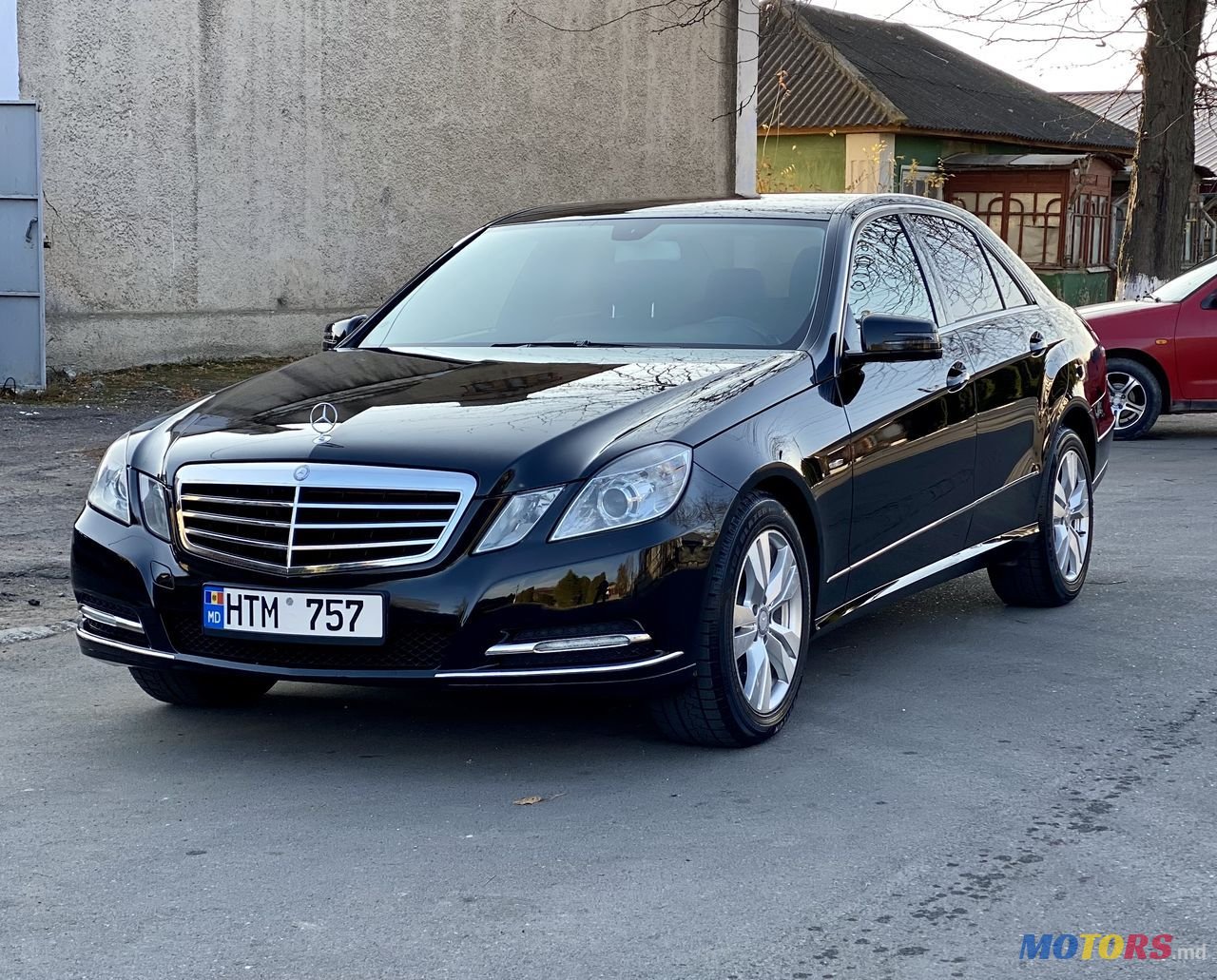 2011' Mercedes-Benz E Класс photo #1