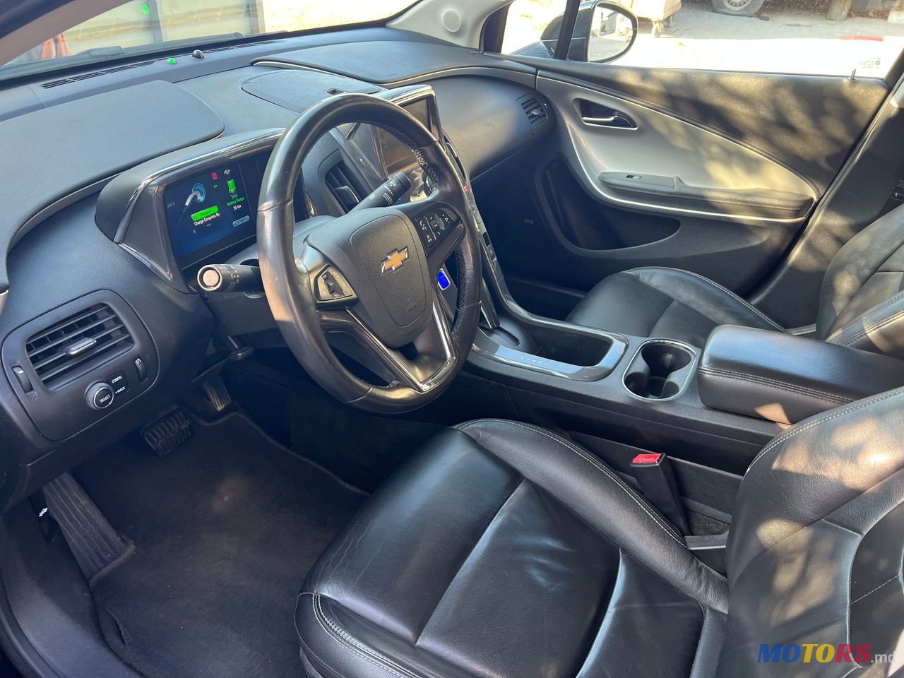 2013' Chevrolet Volt photo #4