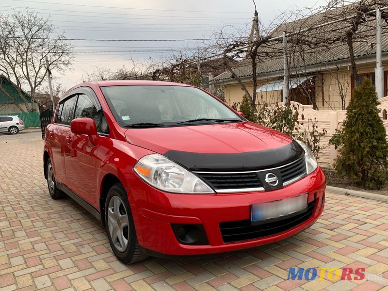 2008' Nissan Versa photo #2