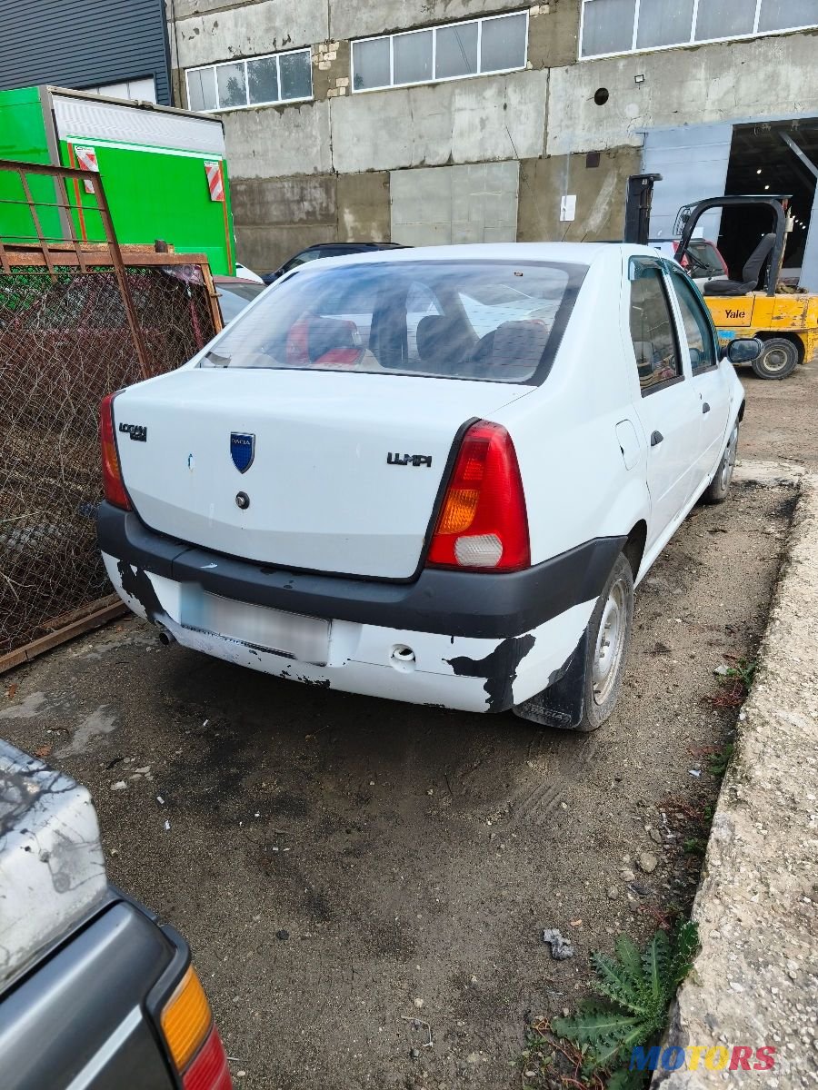 2007' Dacia Logan photo #3