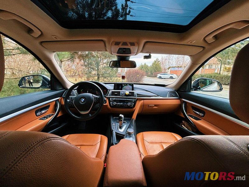 2020' BMW 3 Series GT photo #6