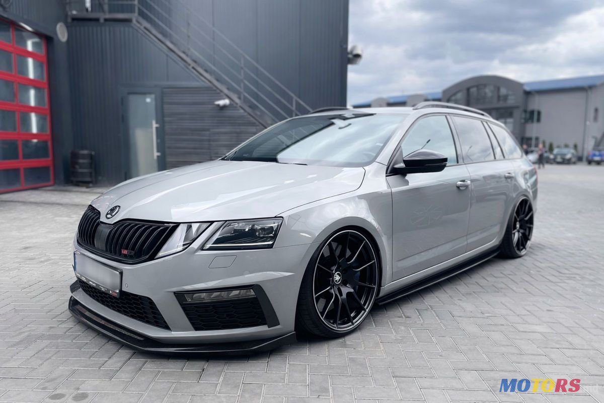 2017' Skoda Octavia Rs photo #1