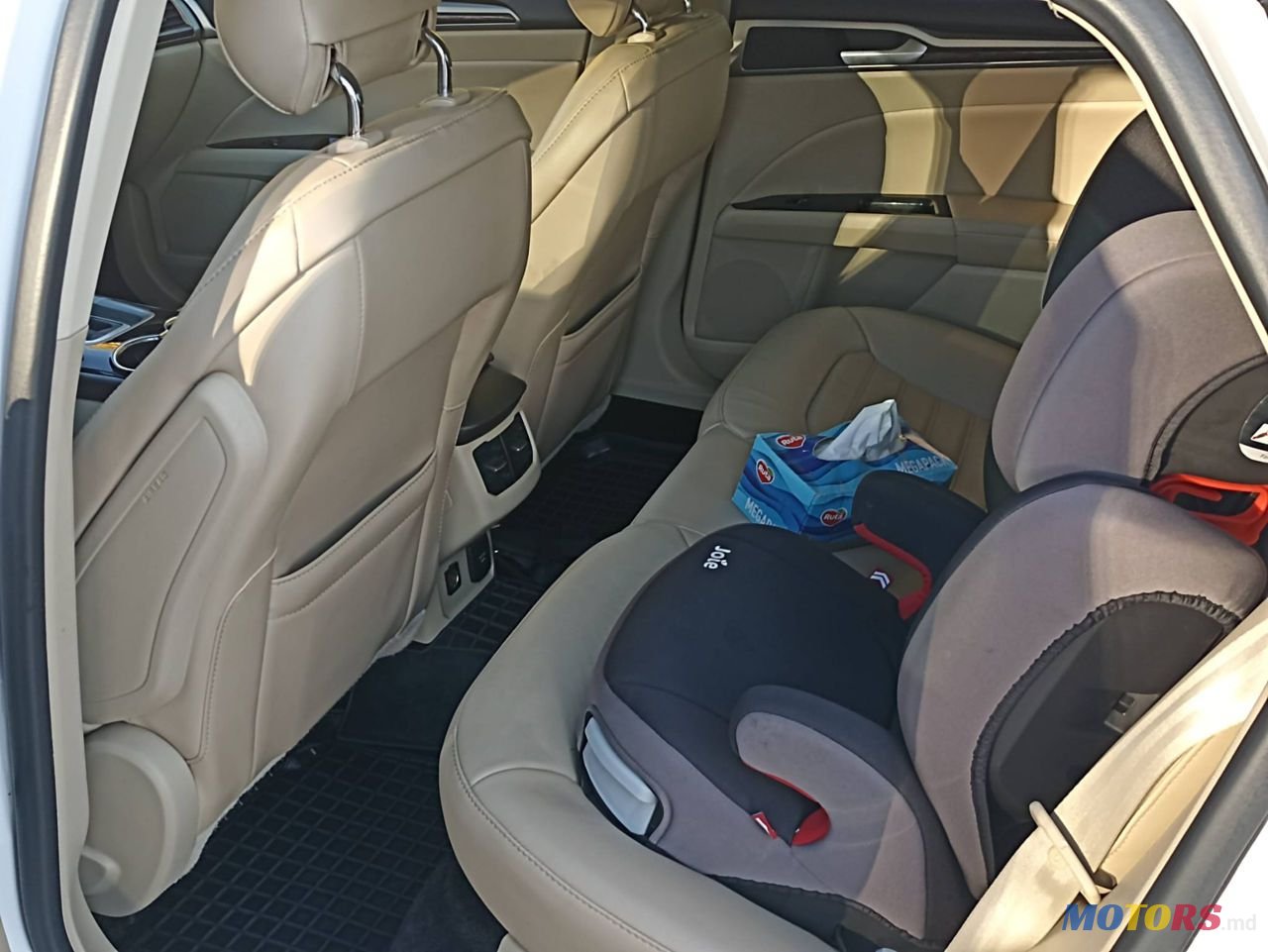 2014' Ford Fusion photo #5