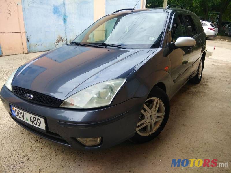 2002' Ford Focus photo #4