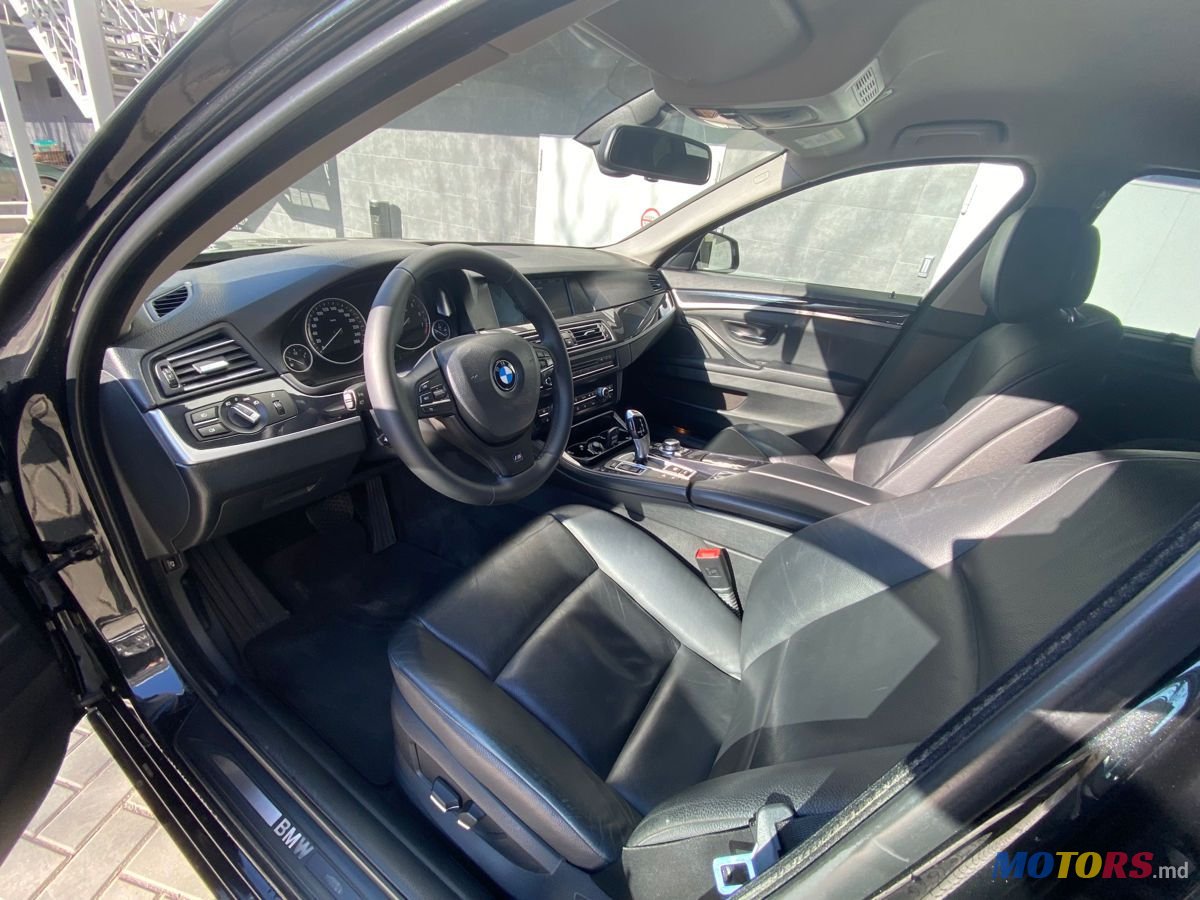 2012' BMW 5 Series photo #5