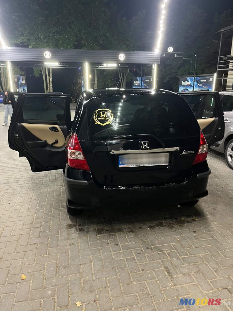 2005' Honda Jazz photo #3