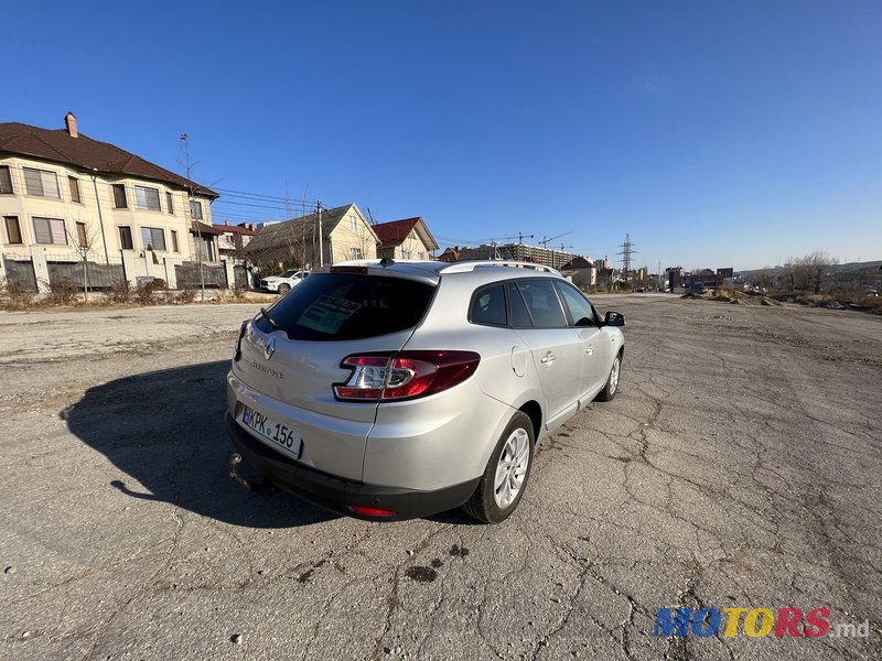 2015' Renault Megane photo #1