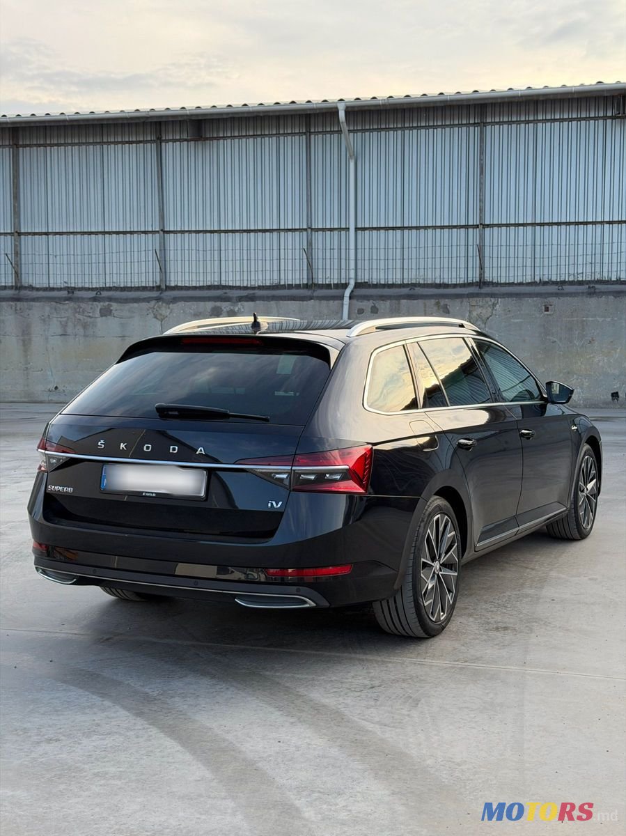 2021' Skoda Superb photo #4