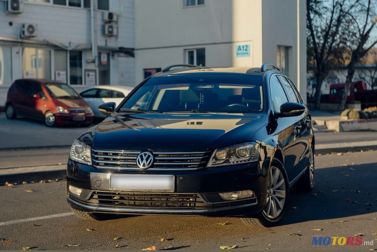 2014' Volkswagen Passat photo #2