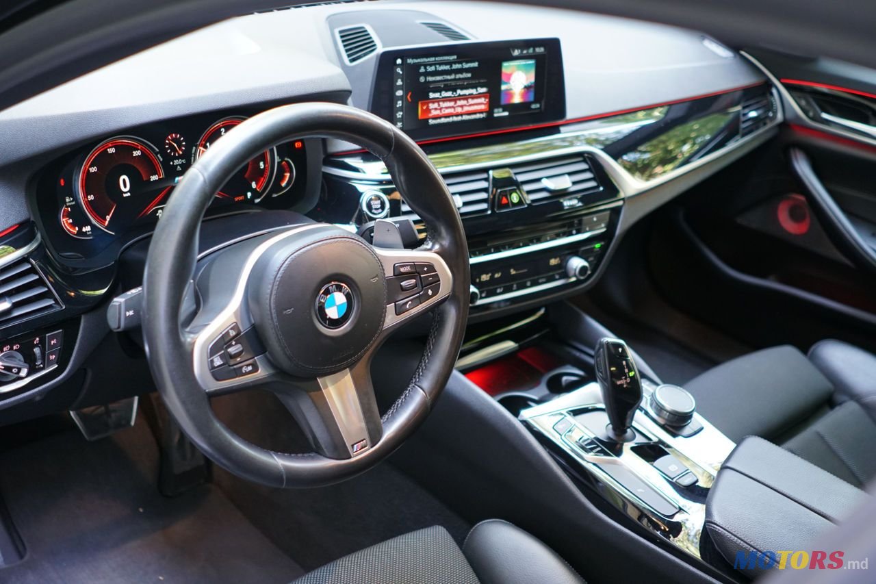 2017' BMW 5 Series photo #4