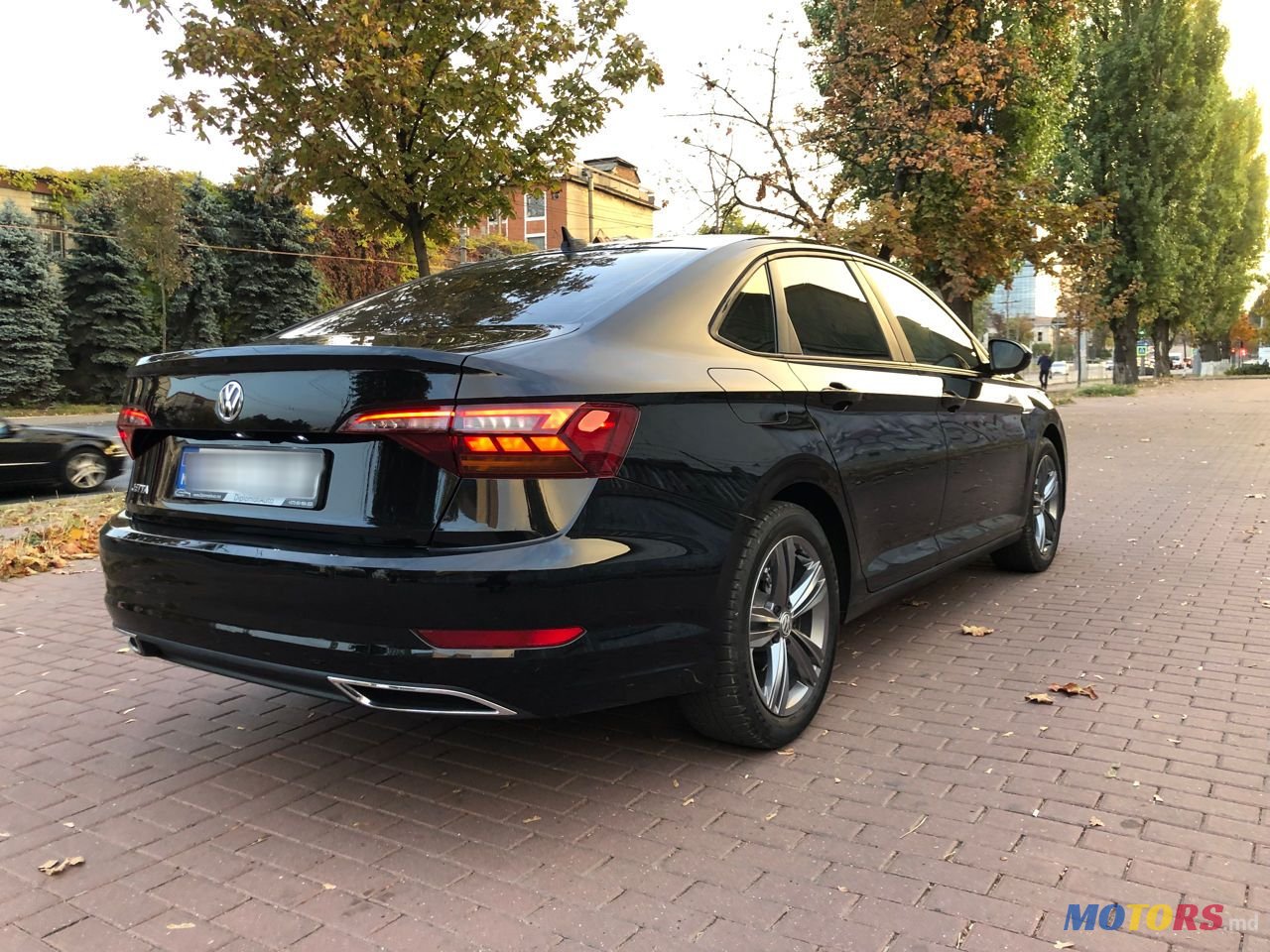 2018' Volkswagen Jetta photo #3