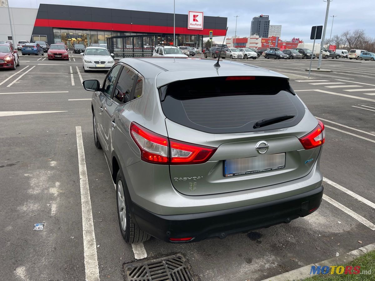 2015' Nissan Qashqai photo #2